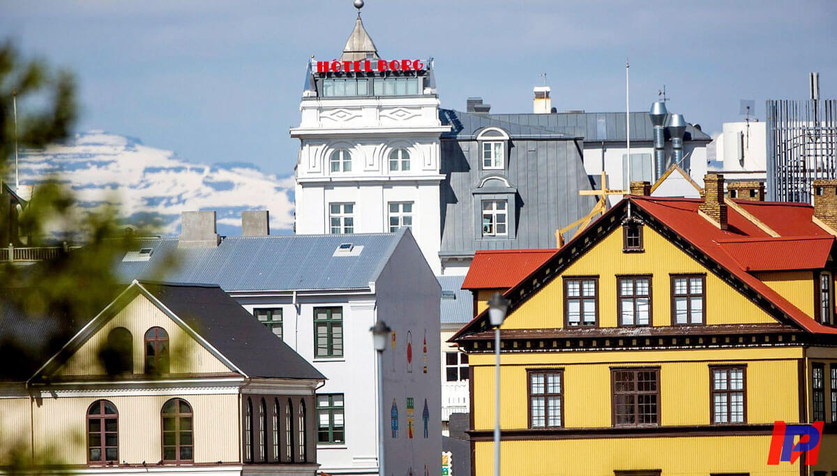 Hotels in Reykjavik raise the price again