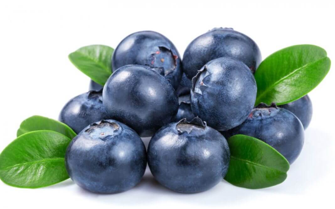 All the health benefits of berries - Blueberries protect your heart